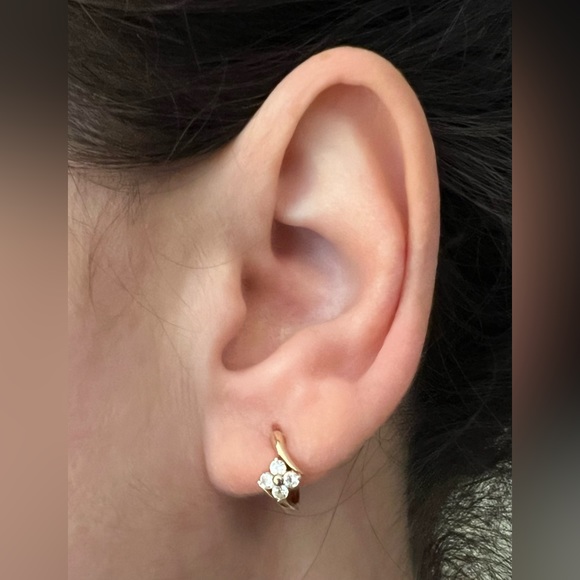 14k earrings - Picture 4 of 10